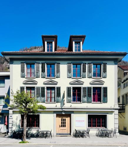 Vista exterior, Hotel Rebstock Meiringen in Meiringen Vista exterior, Hotel Rebstock Meiringen in Meiringen