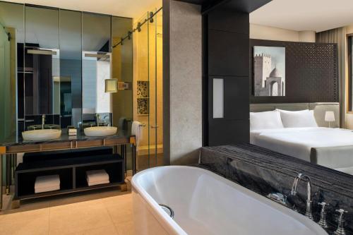 Bathroom, The Westin Doha Hotel & Spa in Al Jadeed / Al Nasr Bathroom, The Westin Doha Hotel & Spa in Al Jadeed / Al Nasr