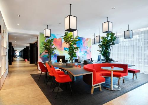 Lobby, citizenM Schiphol Airport in Amsterdam Lobby, citizenM Schiphol Airport in Amsterdam