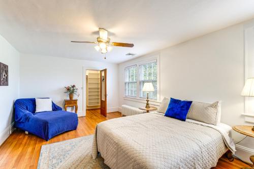 1 Mi to Dtwn Roanoke Home with Yard and Mtn View! in Roanoke 1 Mi to Dtwn Roanoke Home with Yard and Mtn View! in Roanoke