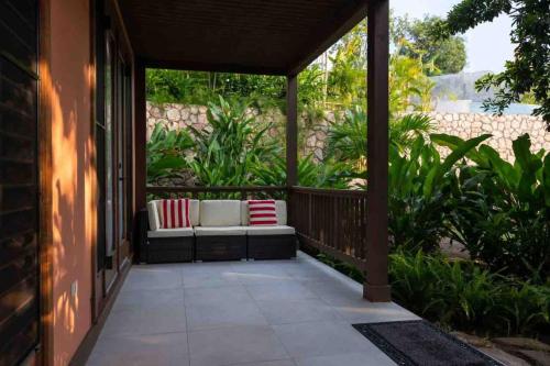 Naseberry Lodge at Oracabessa Hill Cottages -Cozy 2-Bedroom Villa in Oracabessa Naseberry Lodge at Oracabessa Hill Cottages -Cozy 2-Bedroom Villa in Oracabessa