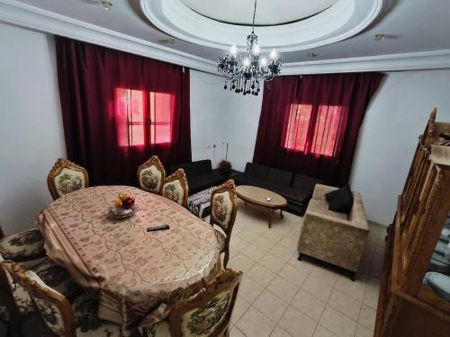 Instalaciones, DarNour in Nefta Instalaciones, DarNour in Nefta