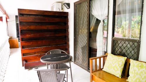 Terrazzo/balcone, 'Utu'one Bed & Breakfast in Nuku'alofa Terrazzo/balcone, 'Utu'one Bed & Breakfast in Nuku'alofa