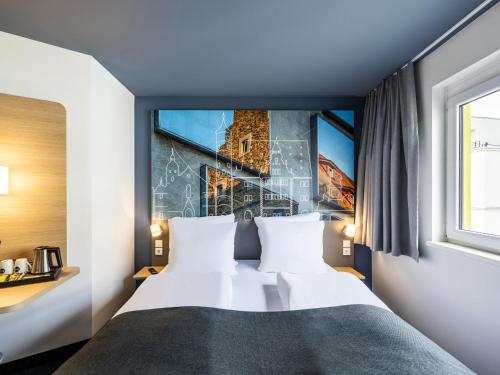 B&B Hotel Schweinfurt-City in Schweinfurt City Center B&B Hotel Schweinfurt-City in Schweinfurt City Center