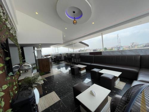 Presken Hotel at International Airport Road in Lagos Presken Hotel at International Airport Road in Lagos