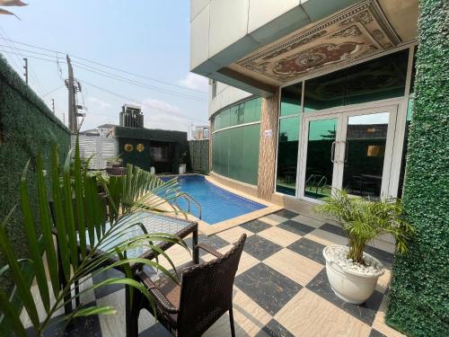 Presken Hotel at International Airport Road in Lagos Presken Hotel at International Airport Road in Lagos
