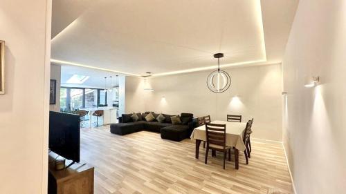 Cozy house & a beautiful garden in Avan Cozy house & a beautiful garden in Avan