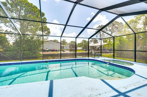 Bright Ruskin Home Less Than 2 Mi to Beach and Marina! in 拉斯金 Bright Ruskin Home Less Than 2 Mi to Beach and Marina! in 拉斯金