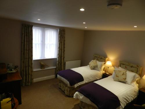 This photo about White Swan Inn shared on HyHotel.com