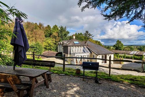 Létesítmények, Finest Retreats - Heath Hills at Okehampton in Devon Létesítmények, Finest Retreats - Heath Hills at Okehampton in Devon