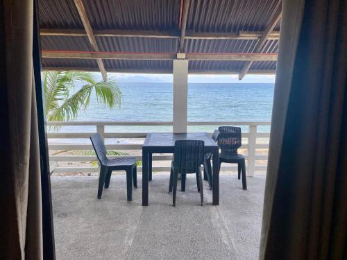 Oceana Hotel & Beach Resort near Aninuan Falls Oceana Hotel & Beach Resort near Aninuan Falls