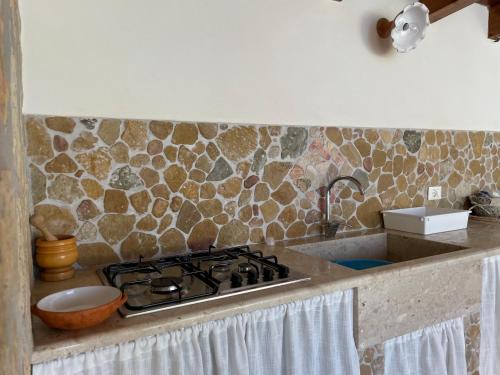 Konyha, DOLCE MARE, casa vacanze a due passi dal mare! in Berbaro Konyha, DOLCE MARE, casa vacanze a due passi dal mare! in Berbaro