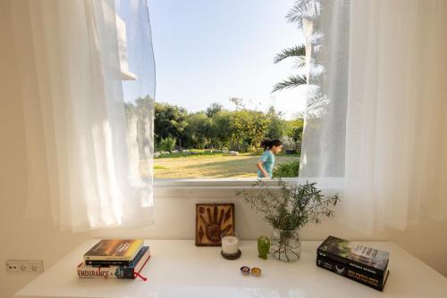 Caesarea Sea-Side Exquisite Retreat with Mamad by Sea N' Rent in Caesarea Caesarea Sea-Side Exquisite Retreat with Mamad by Sea N' Rent in Caesarea