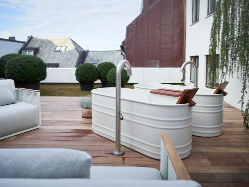 Balcony/terrace, Hotel 1904 in Alesund Balcony/terrace, Hotel 1904 in Alesund