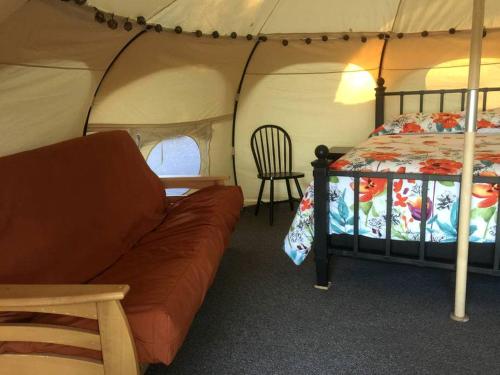 Unique Luxury Camping Bell Tent on a Vineyard near Los Gatos, California in Los Gatos (CA) Unique Luxury Camping Bell Tent on a Vineyard near Los Gatos, California in Los Gatos (CA)