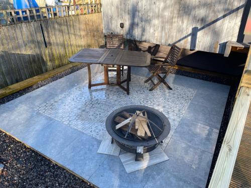 Facilities, New! Houseboat Nautigal in Wootton Bridge Facilities, New! Houseboat Nautigal in Wootton Bridge