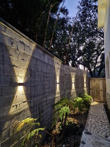 Luxury Villa de Lalo Rooftop Lake View Nature 1min walk Beach-Brandnew in 聖克魯斯拉拉古納 Luxury Villa de Lalo Rooftop Lake View Nature 1min walk Beach-Brandnew in 聖克魯斯拉拉古納
