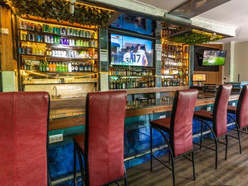 Bar/ Salón, Watervibe Hotel in Ruiru Bar/ Salón, Watervibe Hotel in Ruiru