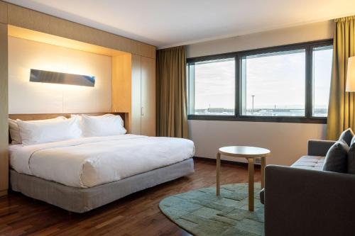 Hilton Helsinki Airport in Helsinki-Vantaa Airport Hilton Helsinki Airport in Helsinki-Vantaa Airport