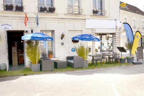 Le Perroquet Bleu in لا شابيل بلانش سان مارتان Le Perroquet Bleu in لا شابيل بلانش سان مارتان