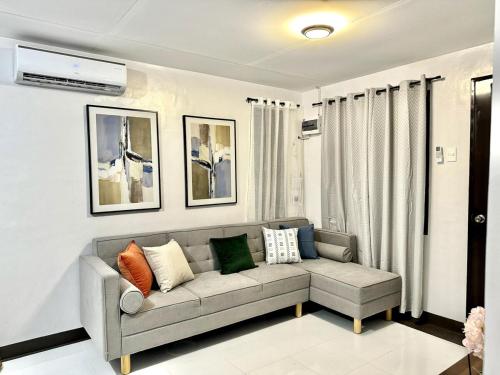 Cozy 3BR Bungalow House with Netflix & Games near Loleng's Mountain Spring Resort Cozy 3BR Bungalow House with Netflix & Games near Loleng's Mountain Spring Resort