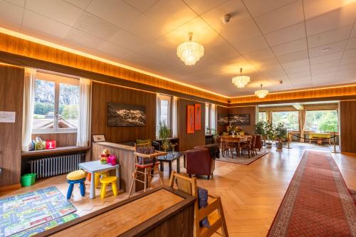 Pub/Lounge, Hotel Staubbach in Lauterbrunnen Pub/Lounge, Hotel Staubbach in Lauterbrunnen