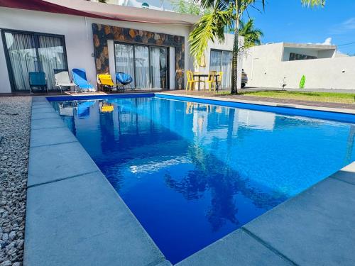 Sunny Side Up - Private 3BR villa with pool