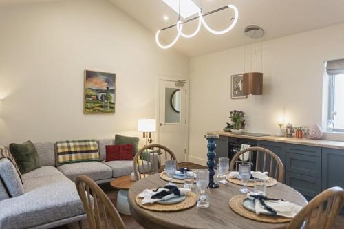 Castlestone Holiday Cottages & Townhouses in Naas Castlestone Holiday Cottages & Townhouses in Naas