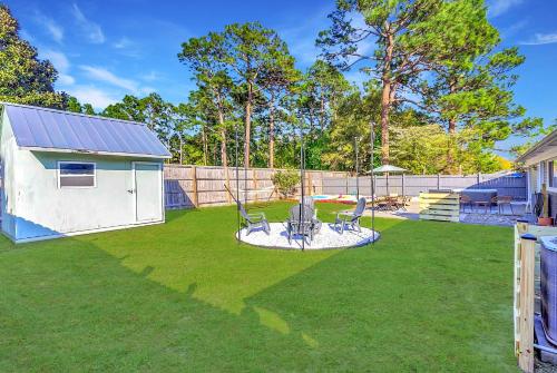 MiniGolf-Hot Tub-Firepit-Games in 默特爾格羅夫 MiniGolf-Hot Tub-Firepit-Games in 默特爾格羅夫