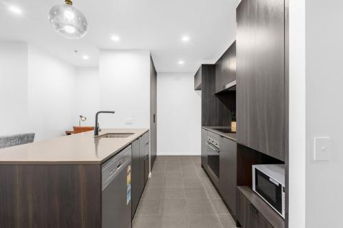 Modern Chic 1-Bedroom Apartment with Parking in وودون فالي Modern Chic 1-Bedroom Apartment with Parking in وودون فالي