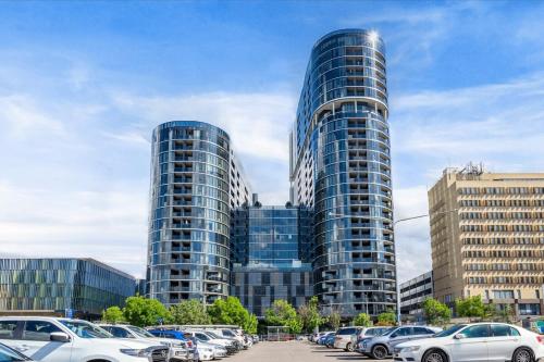 Modern Chic 1-Bedroom Apartment with Parking in وودون فالي Modern Chic 1-Bedroom Apartment with Parking in وودون فالي