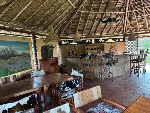 Comida y bebida, Buffalo's Rest Greenpark-Naivasha in Naivasha Comida y bebida, Buffalo's Rest Greenpark-Naivasha in Naivasha