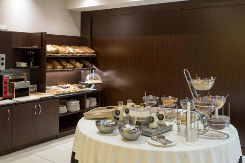 Food and beverages, Hotel & Spa Villa Olimpic@ Suites in Barcelona Food and beverages, Hotel & Spa Villa Olimpic@ Suites in Barcelona