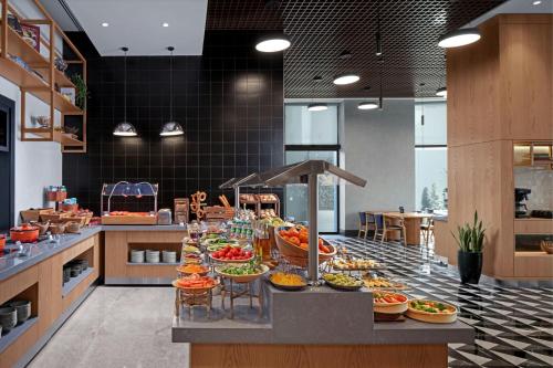 Étterem, Four Points by Sheraton Istanbul Pendik in Pendik Étterem, Four Points by Sheraton Istanbul Pendik in Pendik