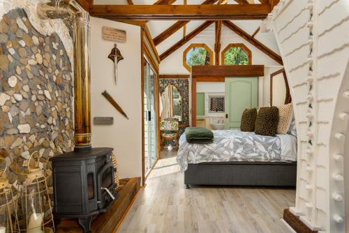 Amazing Riverside Retreat with Hot Tub & EcoPool in Ruiterbos Amazing Riverside Retreat with Hot Tub & EcoPool in Ruiterbos