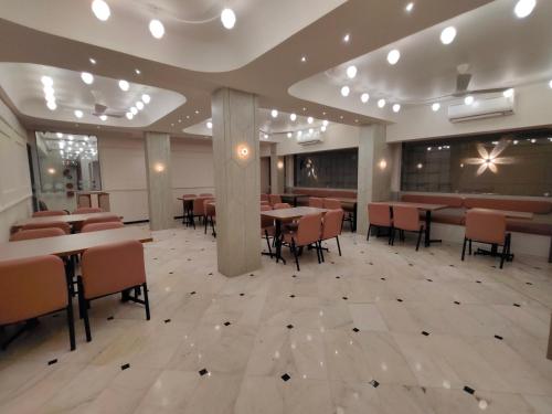 Hotel Kozar in Ahmedabad Hotel Kozar in Ahmedabad