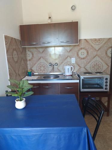 Κουζίνα, El Tata in Φρίας Κουζίνα, El Tata in Φρίας