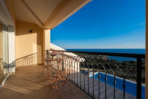 شرفة/ تراس, Villa Maris in Rt Veslo شرفة/ تراس, Villa Maris in Rt Veslo