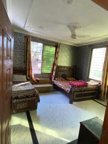 PATRATA HILLS hotel & guest house in Murree PATRATA HILLS hotel & guest house in Murree