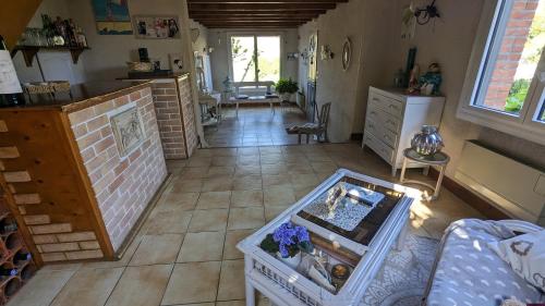 Chambre dans un cadre bucolique avec petit-déjeuner (Chambre dans un cadre bucolique avec petit-dejeuner) in Saint-André-de-la-Marche Chambre dans un cadre bucolique avec petit-déjeuner (Chambre dans un cadre bucolique avec petit-dejeuner) in Saint-André-de-la-Marche