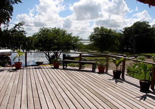 Балкон, CROOКED TREE LODGE Belize in Crooked Tree Балкон, CROOКED TREE LODGE Belize in Crooked Tree