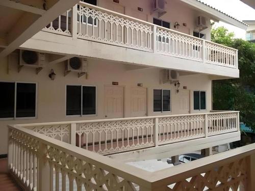 A szálláshely kívülről, négyzetméteres, 1 hálószobás Ház 1 fürdőszobával Khao Takiab területén (Blue Horizon) near Wat Khao Sanam Chai A szálláshely kívülről, négyzetméteres, 1 hálószobás Ház 1 fürdőszobával Khao Takiab területén (Blue Horizon) near Wat Khao Sanam Chai