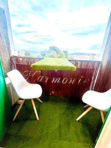 Apt Chic with view on Collines de Marcel Pagnol Wifi free parking and clim in Montolivet Apt Chic with view on Collines de Marcel Pagnol Wifi free parking and clim in Montolivet