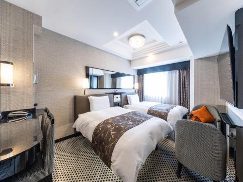 APA Hotel Suidobashi Ekimae in Tokyo Dome Neighborhood APA Hotel Suidobashi Ekimae in Tokyo Dome Neighborhood