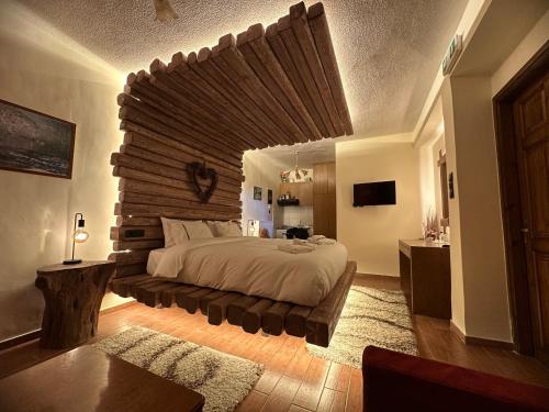 4 MOUNTAIN HILLS in Megalo Chorio 4 MOUNTAIN HILLS in Megalo Chorio