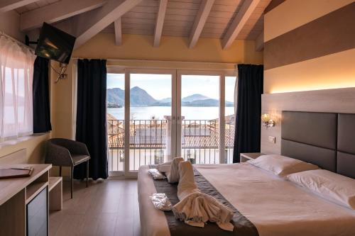 Bed, Hotel Rosa in Baveno Bed, Hotel Rosa in Baveno