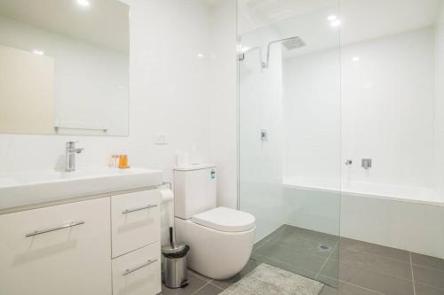 Entire 3bed2bath APT at Bonnyrigg near Glof club in Warwick Farm Entire 3bed2bath APT at Bonnyrigg near Glof club in Warwick Farm