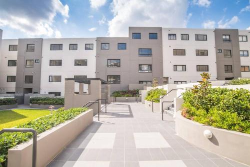 Entire 3bed2bath APT at Bonnyrigg near Glof club in Warwick Farm Entire 3bed2bath APT at Bonnyrigg near Glof club in Warwick Farm