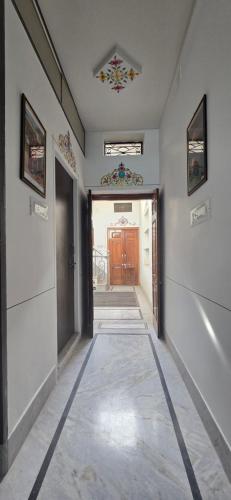 little Princess Guest House in Joshiwara little Princess Guest House in Joshiwara
