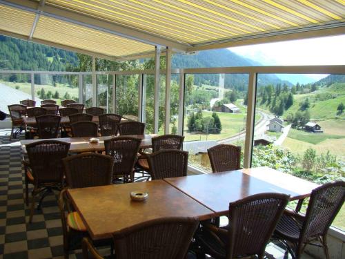 Erkély/terasz, Hotel Weisshorn in Grafschaft Erkély/terasz, Hotel Weisshorn in Grafschaft